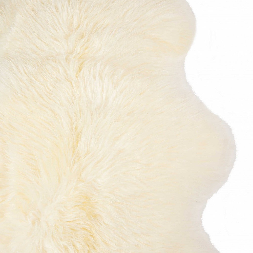 2' X 3' New Zealand Natural Sheepskin Rug