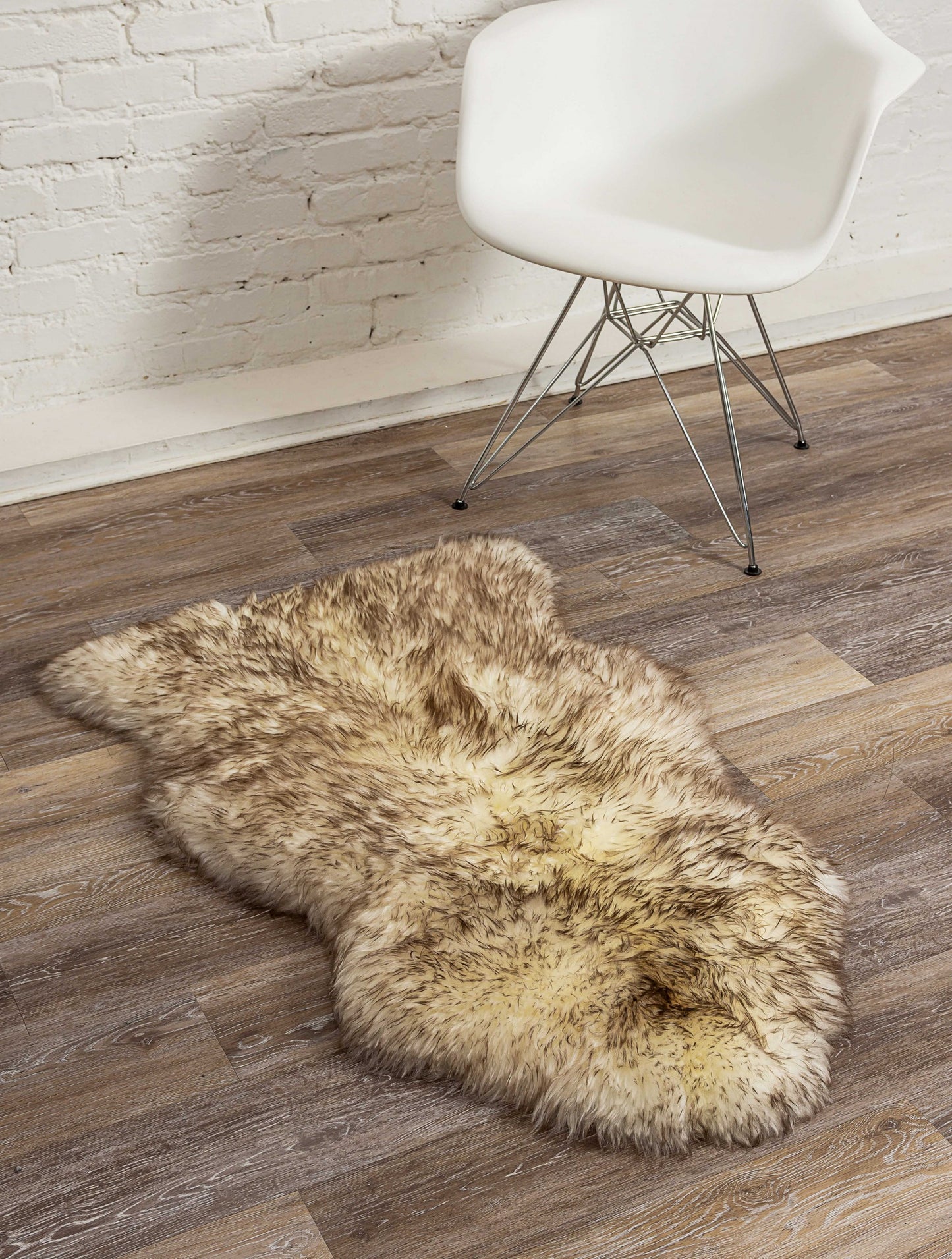 2' X 3' New Zealand Natural Sheepskin Rug