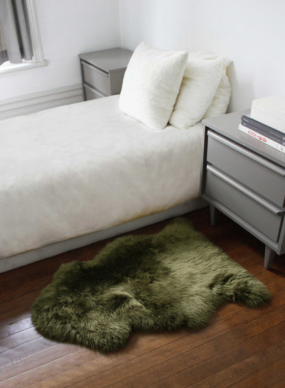 2' X 3' New Zealand Natural Sheepskin Rug