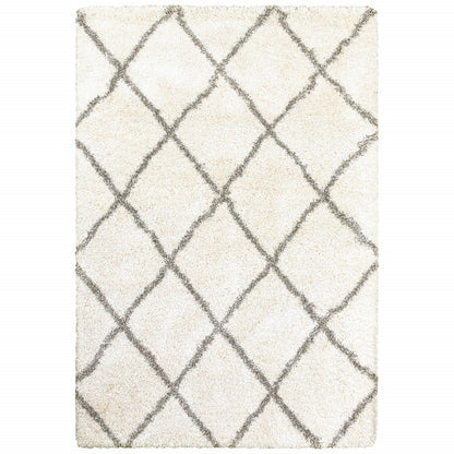 7’ X 10’ Ivory And Gray Geometric Lattice Area Rug