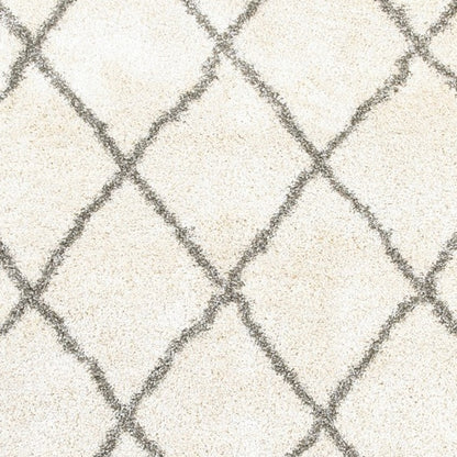 7’ X 10’ Ivory And Gray Geometric Lattice Area Rug