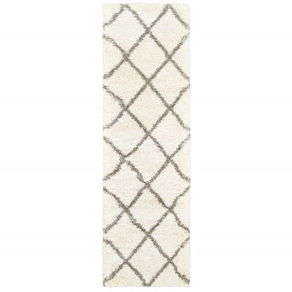 7’ X 10’ Ivory And Gray Geometric Lattice Area Rug