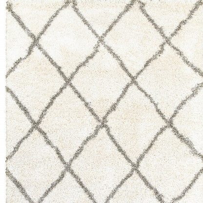 7’ X 10’ Ivory And Gray Geometric Lattice Area Rug