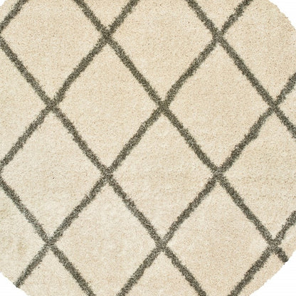 7’ X 10’ Ivory And Gray Geometric Lattice Area Rug