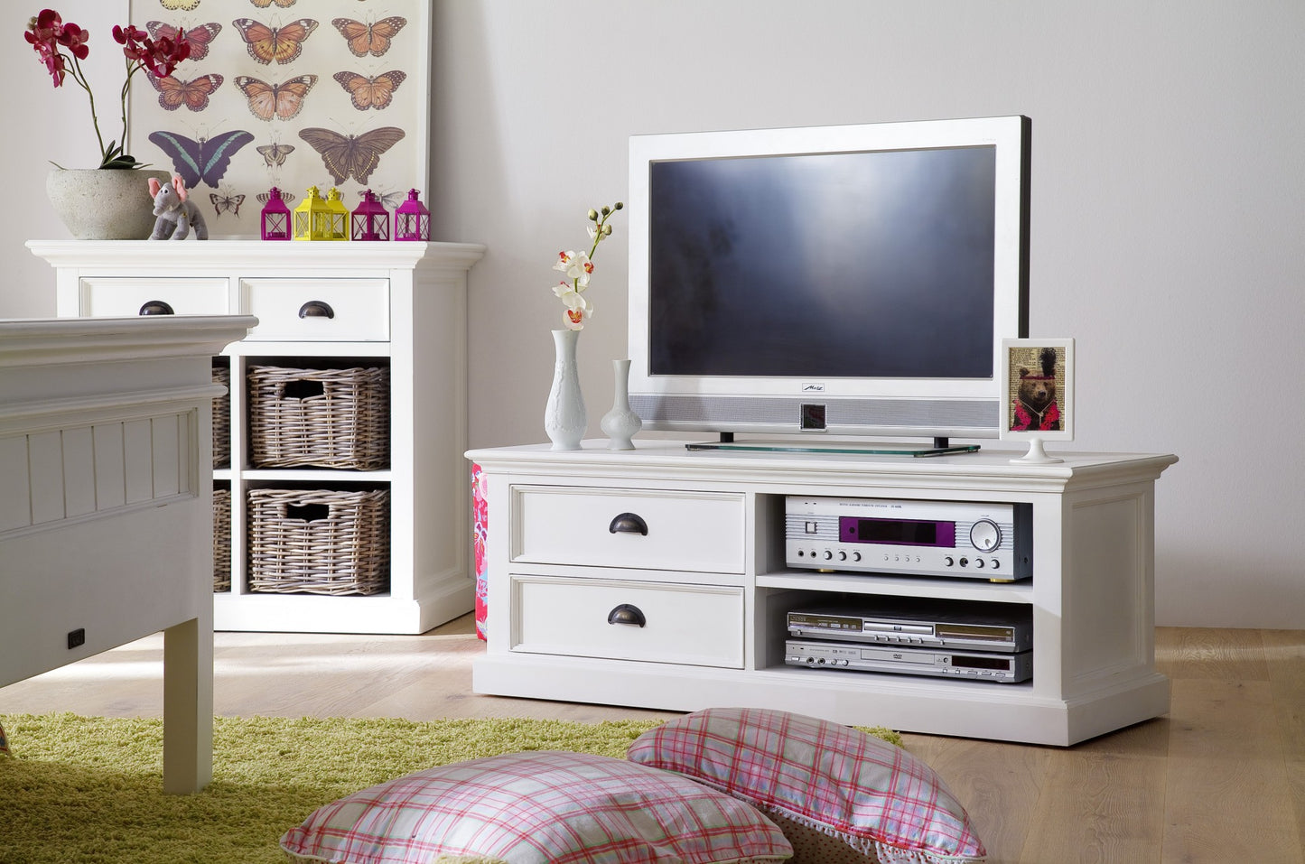 47" Classic White Entertainment Unit with Two Drawers